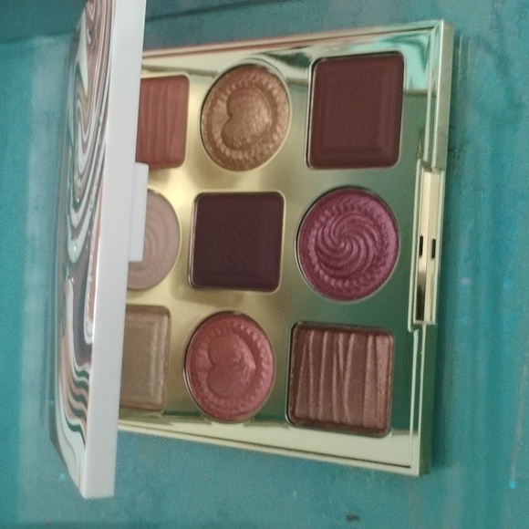 NIB tarte Sugar Rush Cravings Eyeshadow Palette -9 shades - Picture 4 of 10